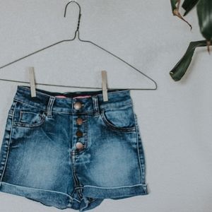 High Waisted Demin Shorts